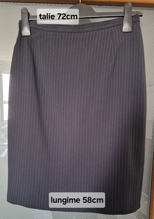 Fusta cu dungi dreapta