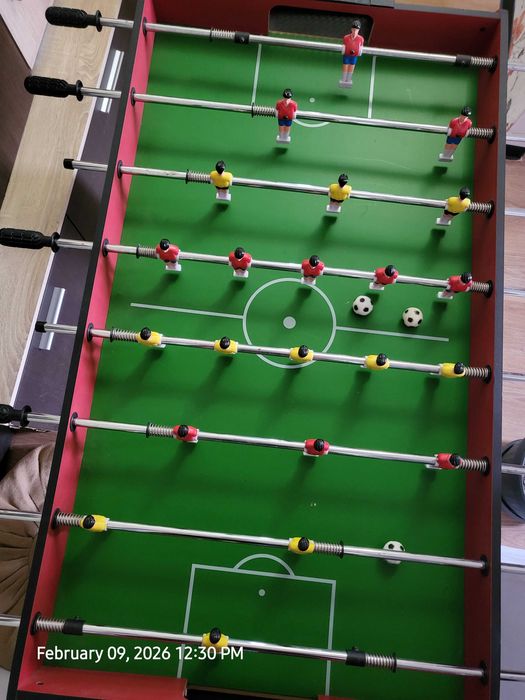 Masa de fotbal (foosball)