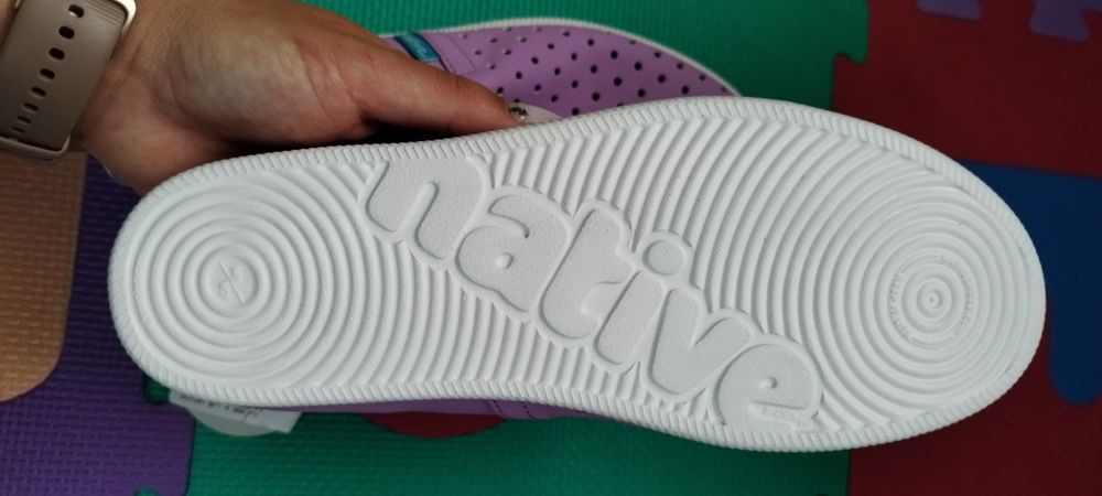 Papuci plajă,mare Navive gen Crocs 37-38