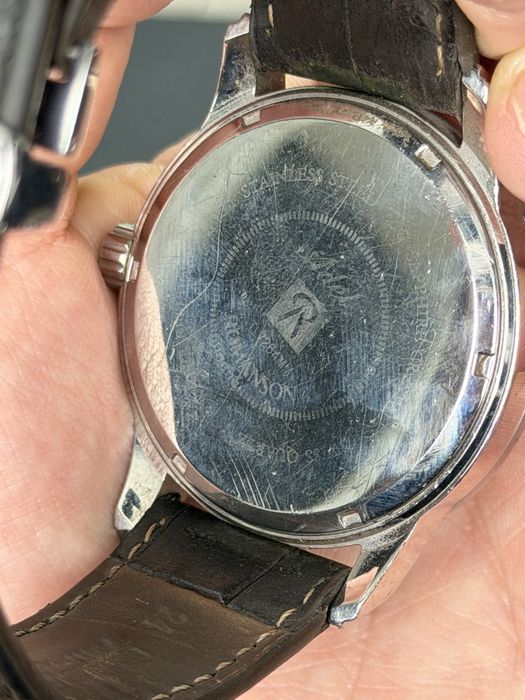 Romanson оригинал, Swiss Quartz — Big Date