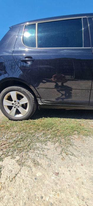 ŠKODA FABIA 1.6 TDI | 105 CP | 270.000 KM | 2.200 €  Vând Škoda Fabia 1.6 TDI, 105 CP, an 2013, cu 270.000 km, cutie manuală 5 trepte.