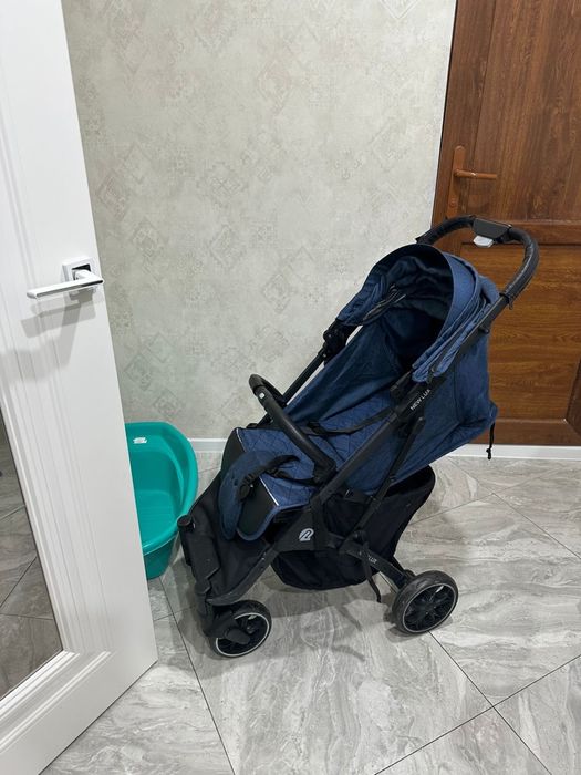 Продам детскую коляску