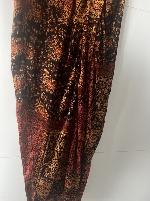 Сатена пола Zara