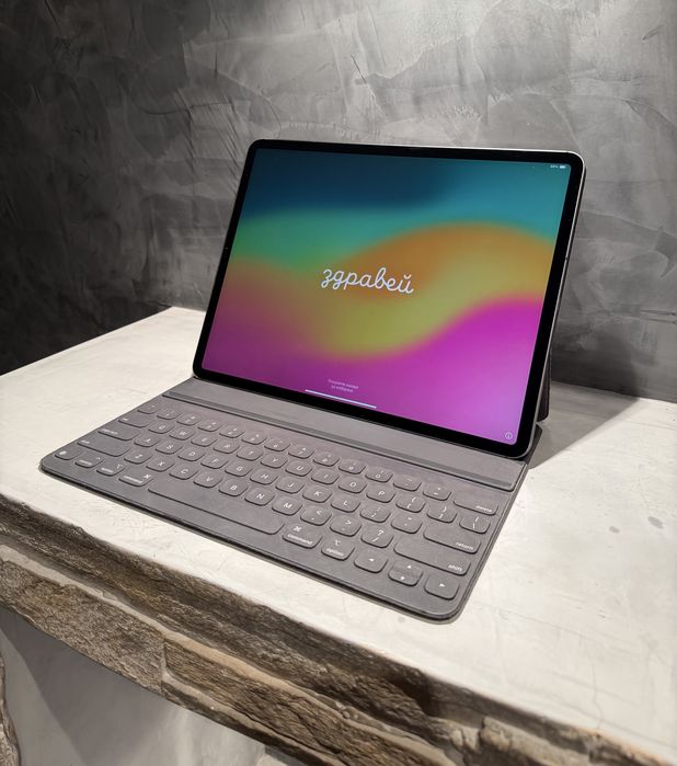 Ipad Pro 12.9" 512 GB Cellular; Wi-Fi + Smart Keyboard Folio