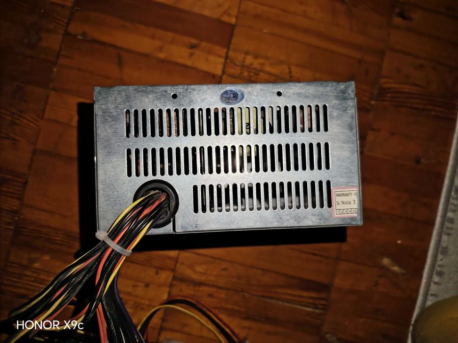 Блок питания L&C LC-B350ATX