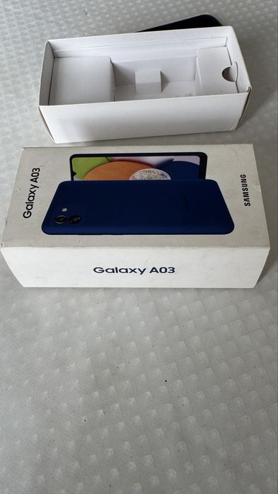 Продамсмартфон Samsung Galaxy A03