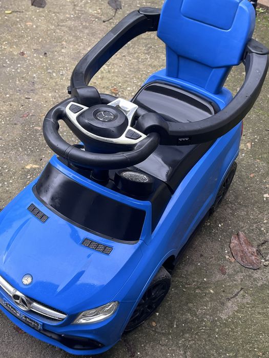 Детска кола за бутане “Chipolino” Ride-on със сенник MERCEDES