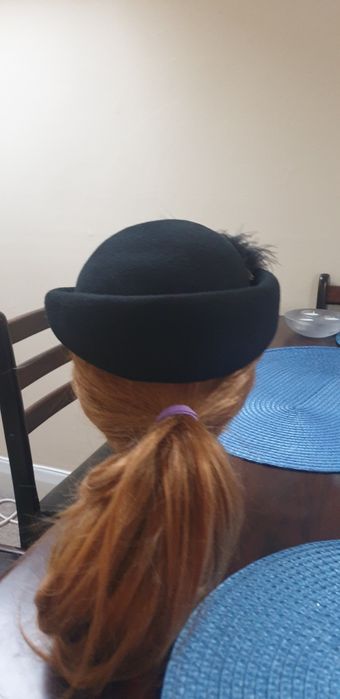 Palarie neagră din lână vintage Britanic