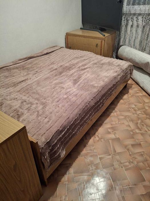 Продам б/у мебель.
