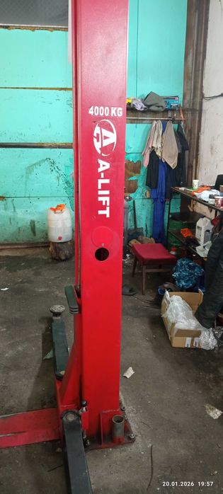 Двуколонен подемник с долна синхронизация 4 Т