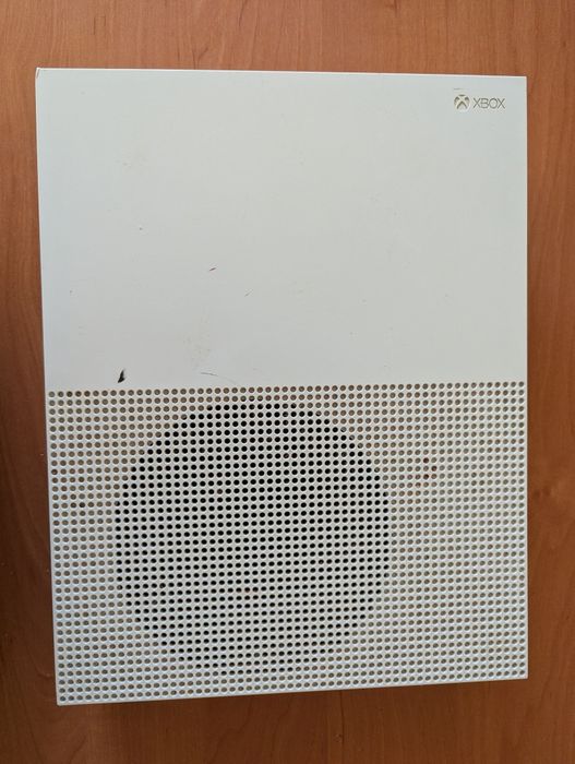 Xbox one s с одним джостигом