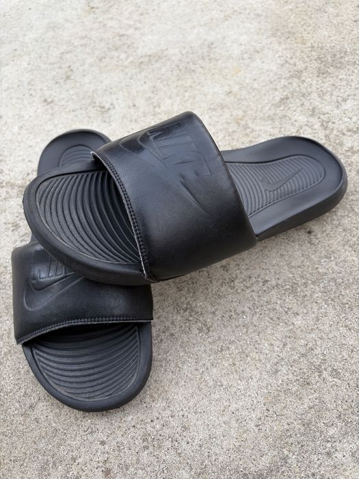 Slapi Nike  marime 42
