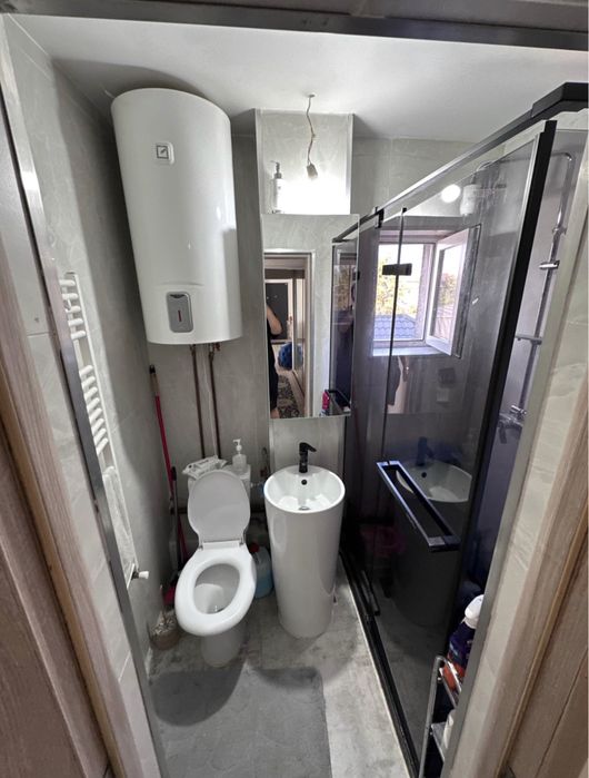 Vand apartament 3 camere