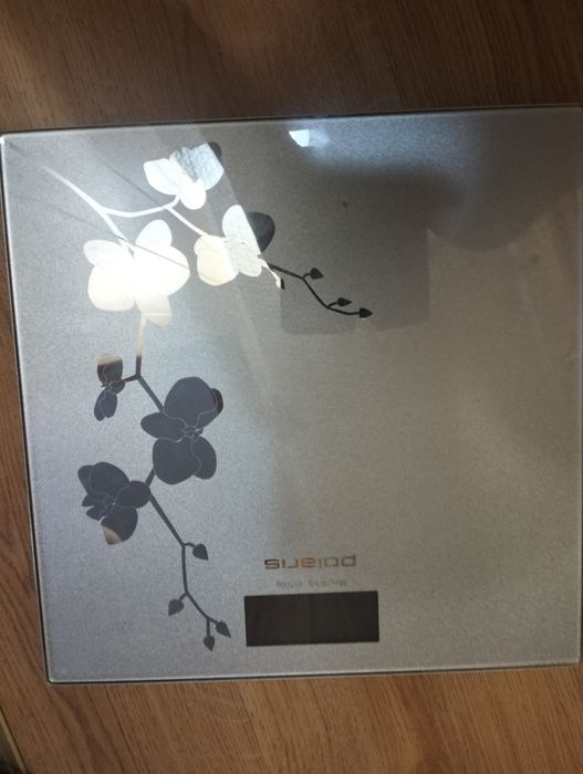 Продам весы напольные