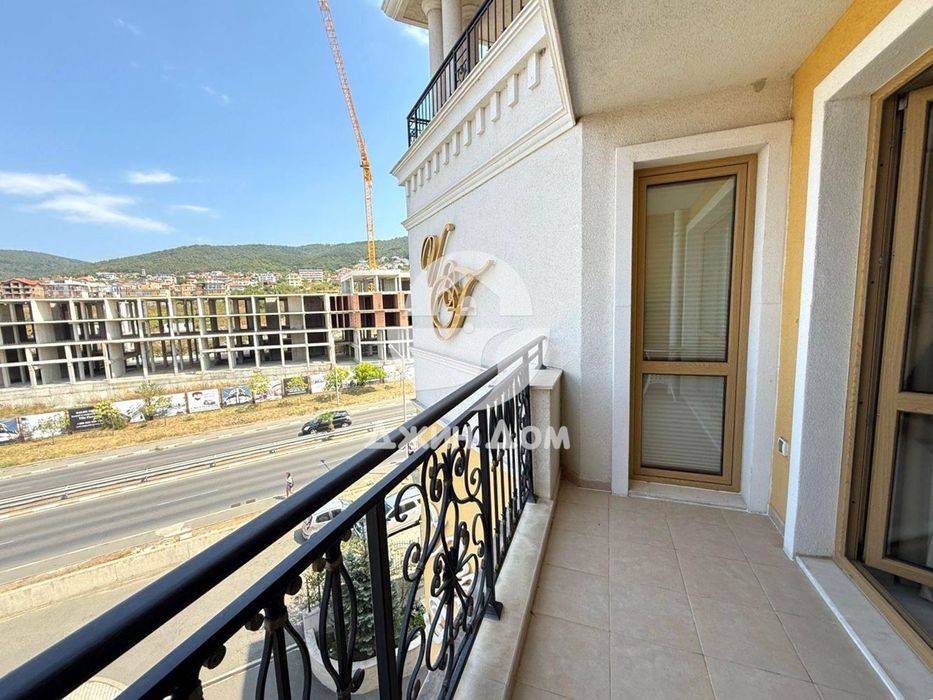 Продава се Двустаен апартамент в Свети Влас - 64 кв.м за 1092 €/кв.м - Снимка #7