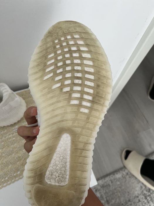 yeezy 350 albi ca noi marimea 40