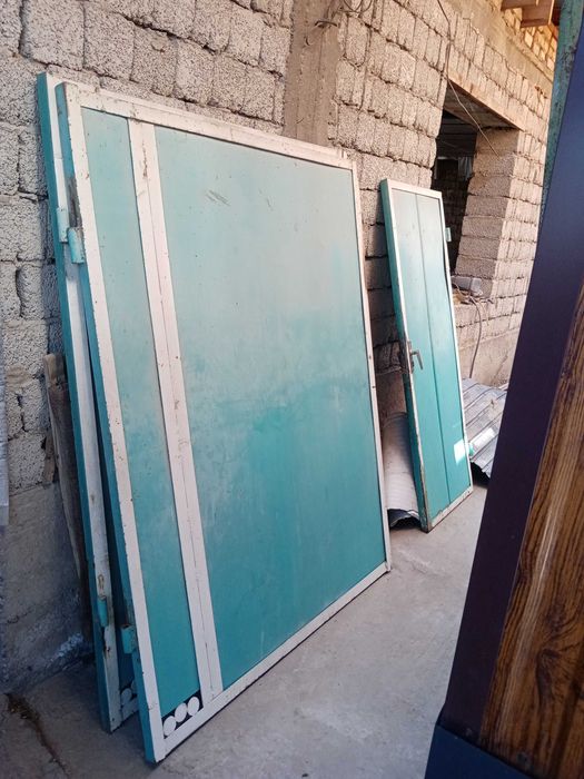 Продам варота с калиткои