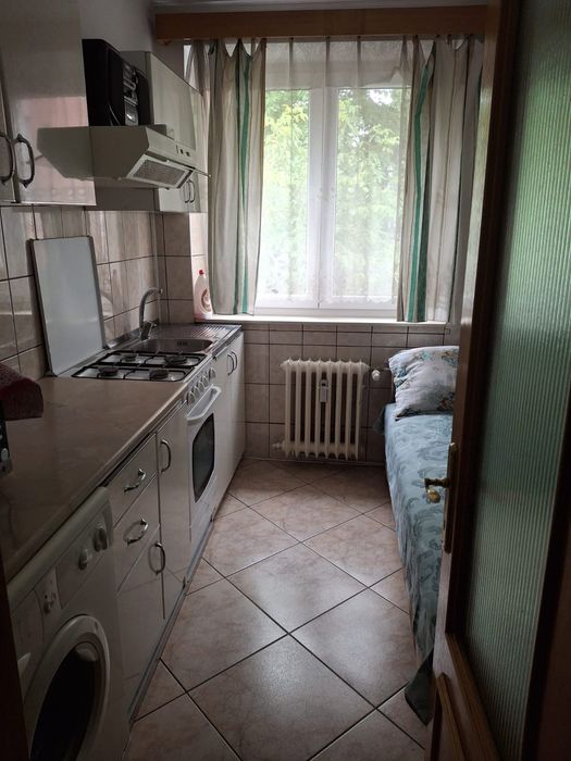 Inchiriez apartament