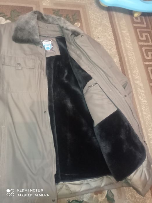 Продам куртку мужскую