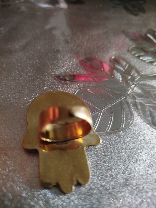 Тақинчоқ сотилади,янги