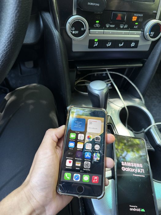 Samsung A71 iphone se