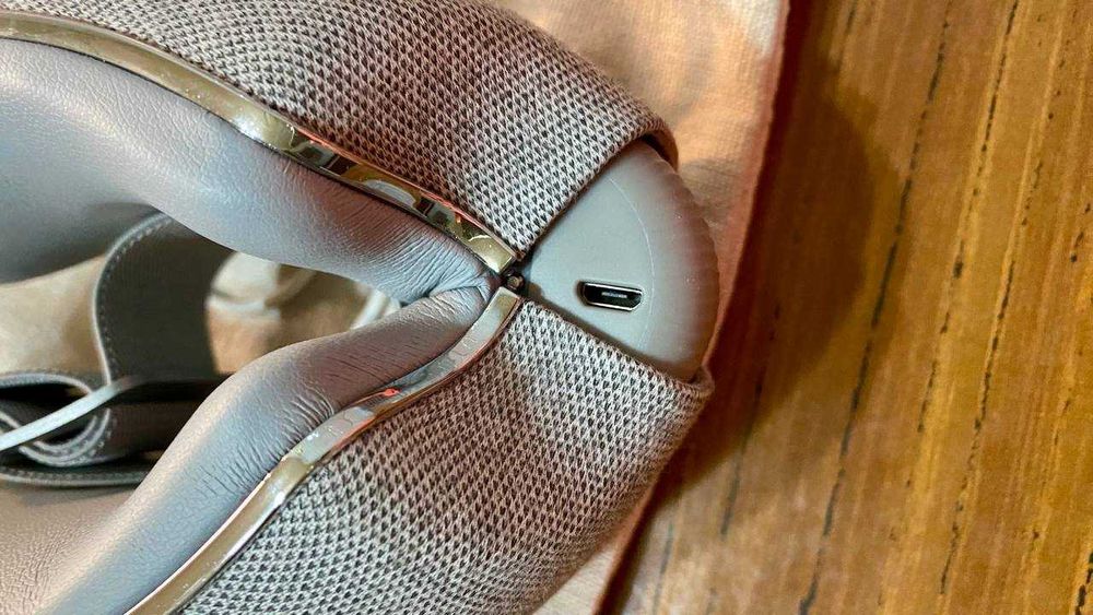 Массажер для глаз BORK D608