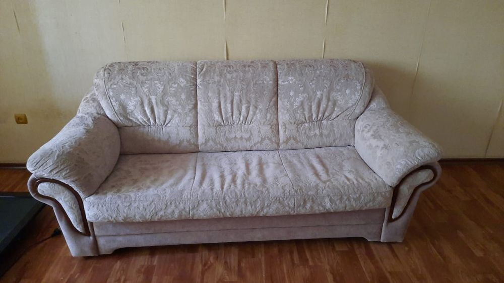 Диван в гостиную