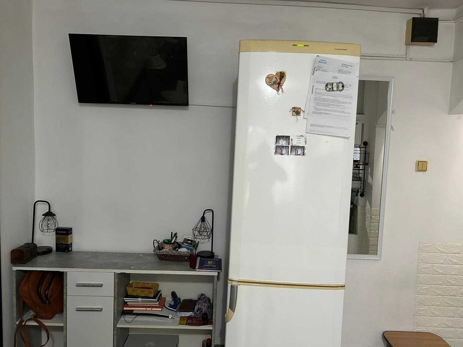 Apartament 3 camere semidecomandat, micro 3