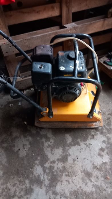 Placă compactor LUMAG