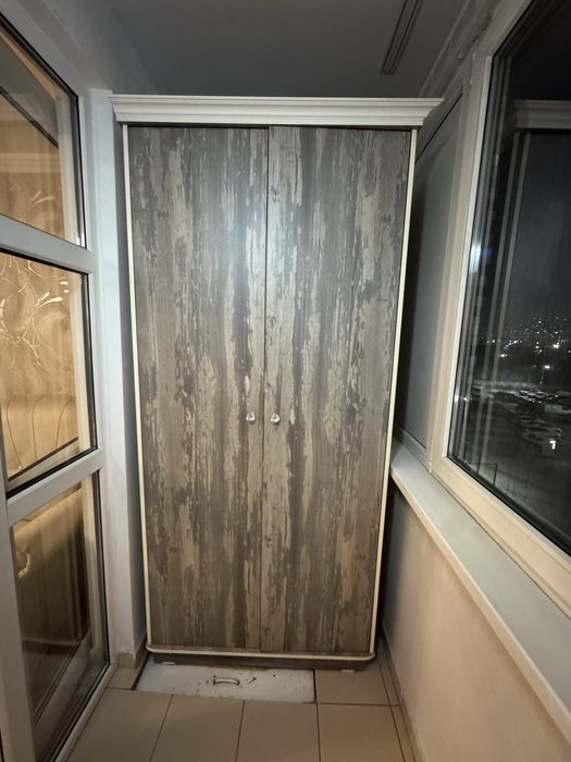 Шкаф глубокий вместительный