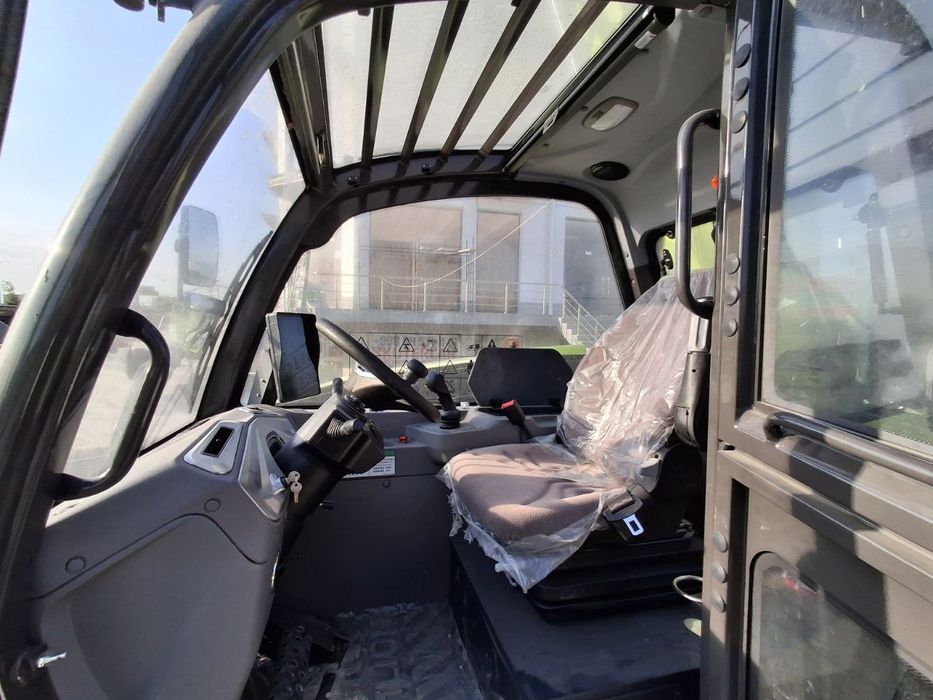 Погрузчик Телескопический Zoomlion ZTH3513 -3.5 tonna Cummins dvigatel