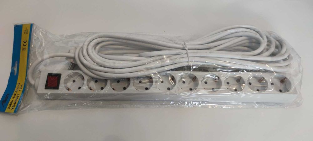 Prelungitor electric 10 posturi (10 cai) cu intrerupator