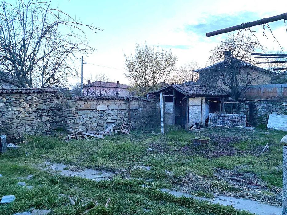 Продава се Къща в с. Бегунци, Област Пловдив - 60 кв.м за 238 €/кв.м - Снимка #2