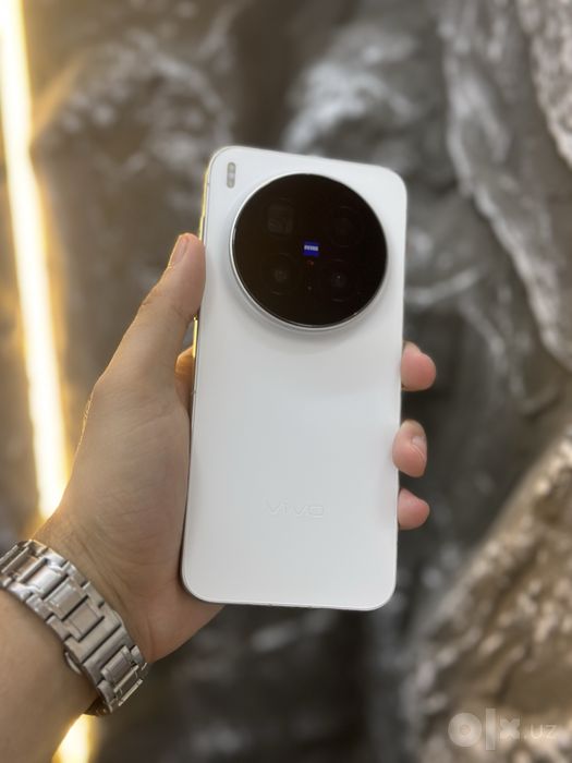 Vivo x300 pro 16/512gb sotiladi