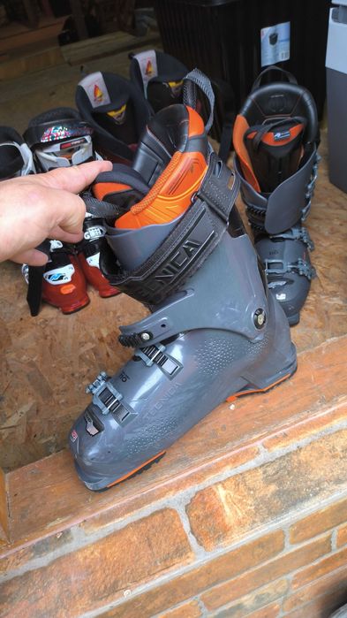 Clapari tecnica mach 1 marime 45