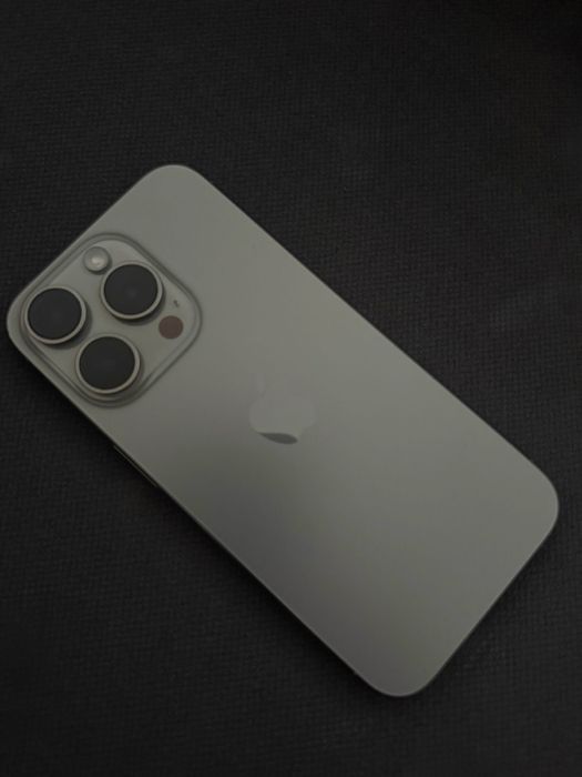 IPhone 15 pro , 128gb