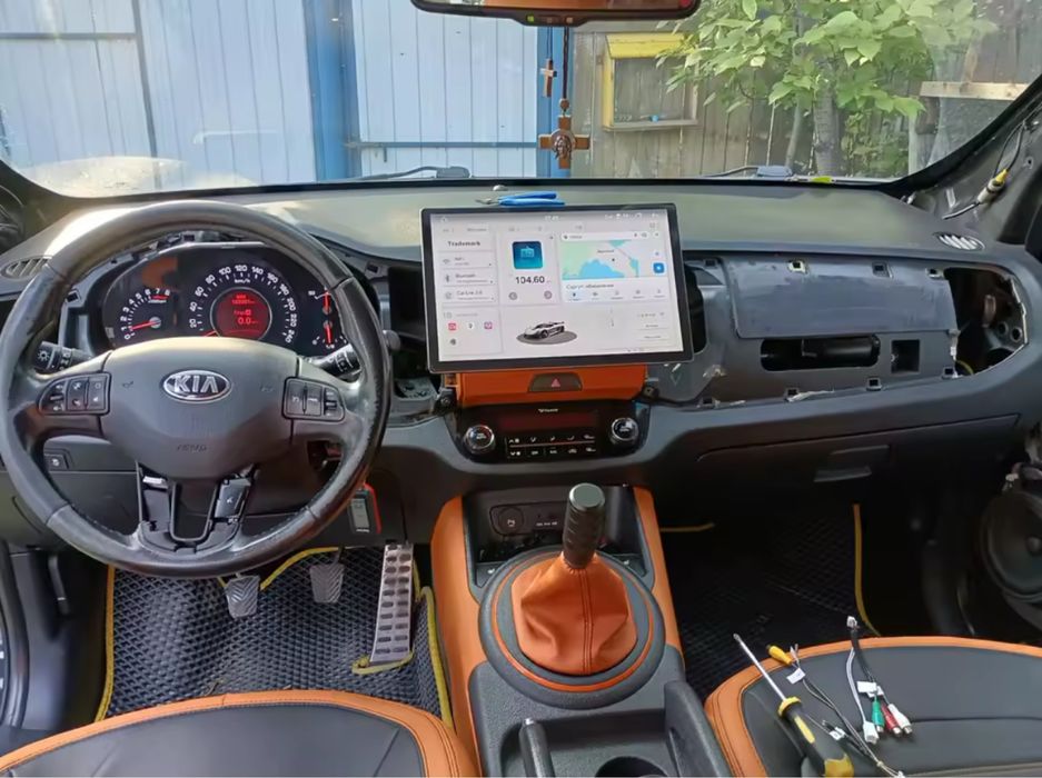 Универсална 13” медия  carplay android auto