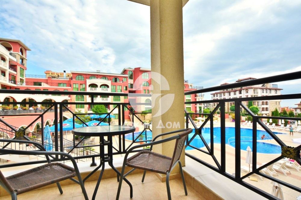 Продава се Двустаен апартамент в Свети Влас - 63 кв.м за 1231 €/кв.м - Снимка #2