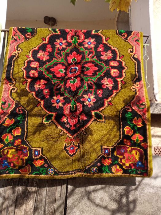 Китеник царска корана в златисто