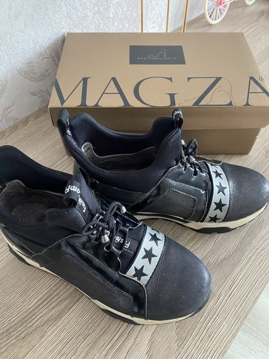 Зимние ботинки ILVI  угги