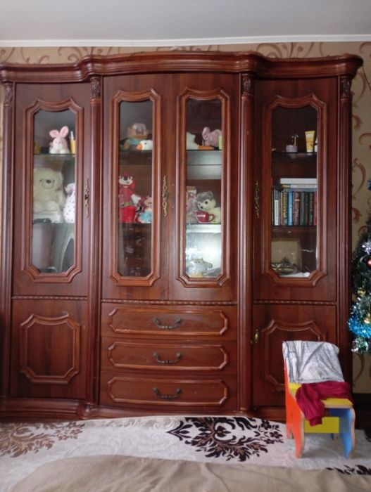 Продам шкаф. 50 000