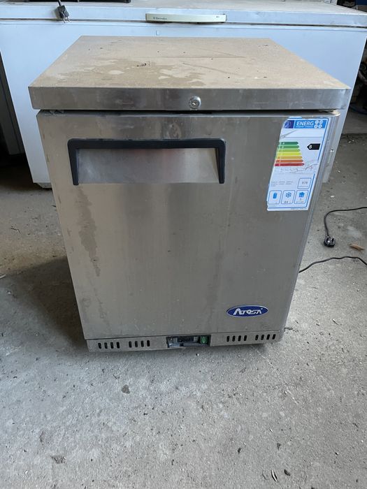 Под плотови хладилници, голям избор.6 месеца гаранция