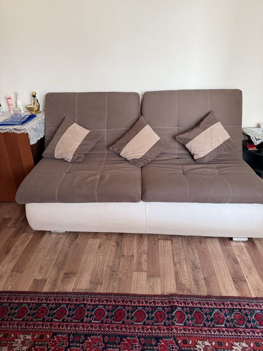 Срочно продам  диван и кресло