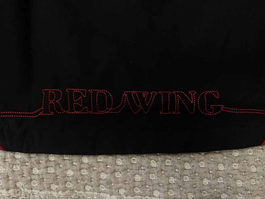 Red wings  в хорошем состояние