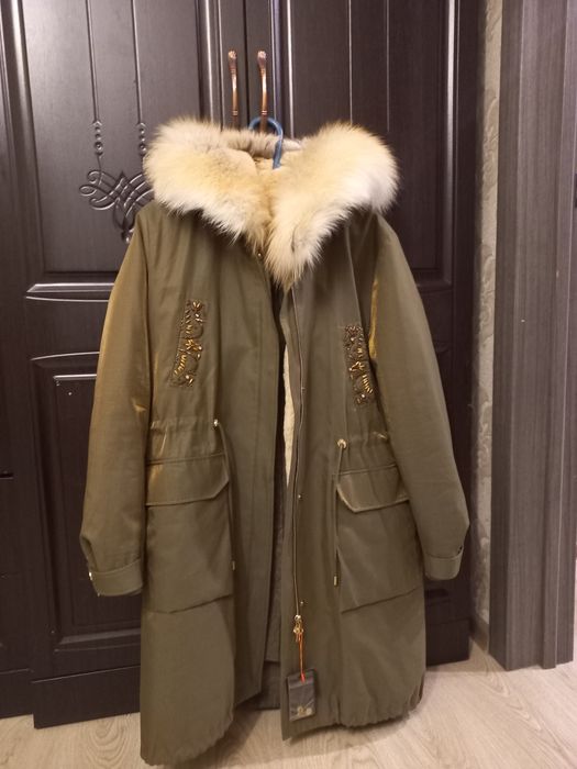 Продам куртку-плащ новую