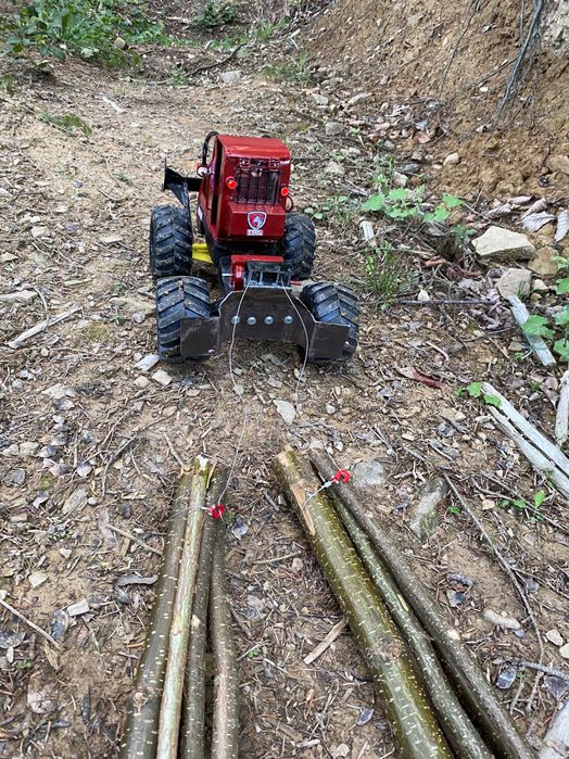 Vând machetă Taf man