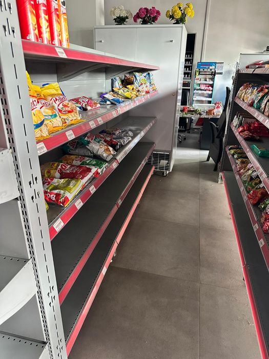 Vand urgent afacere la cheie sau toate echipamentele magazin alimentar