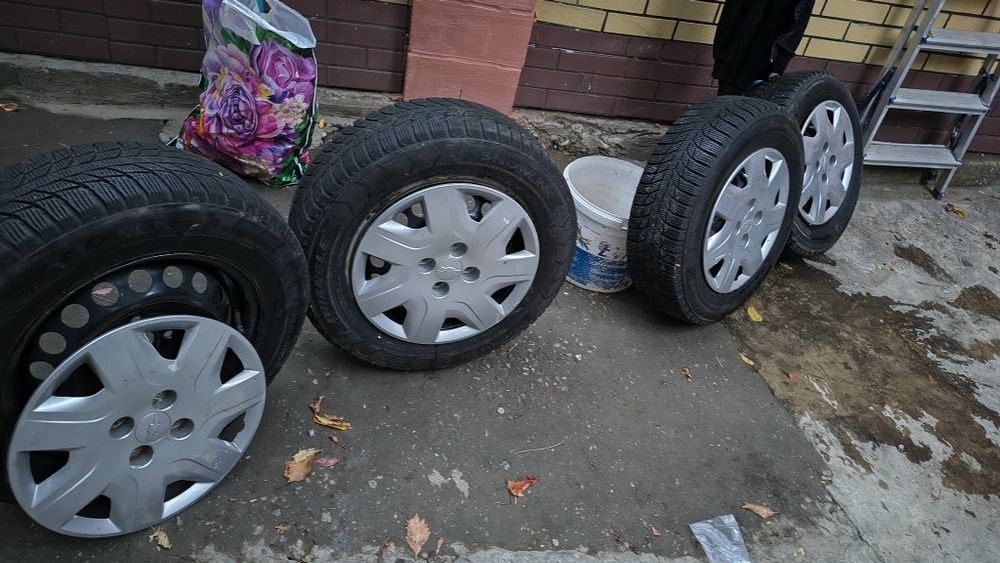 Продам шины с дисками