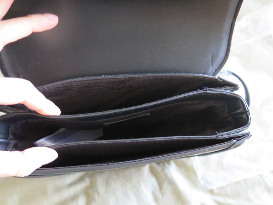 Дамска чанта през рамо Mango Envy, черен цвят