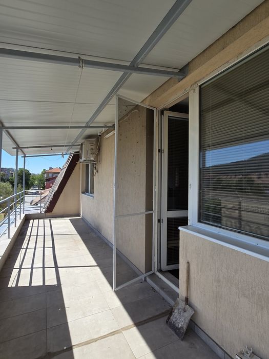 Продава се Двустаен апартамент в Горна Оряховица - 70 кв.м за 656 €/кв.м - Снимка #3